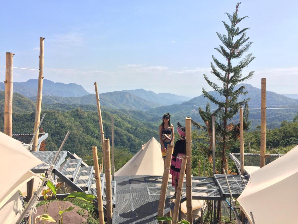 A Moment Of Love,,,By Red Z,Khao Koh Khao Kho Buitenkant foto