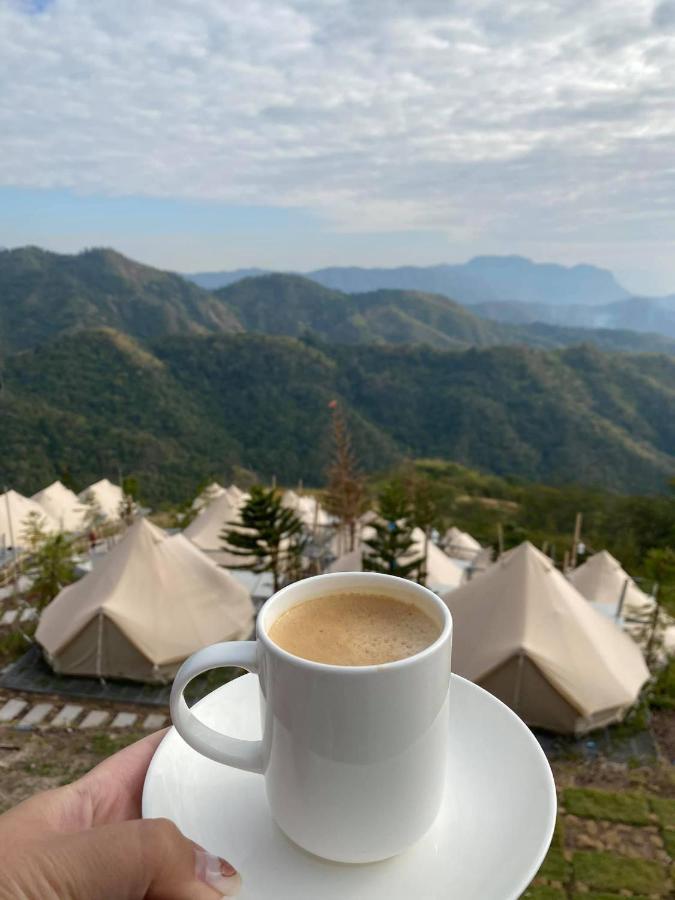 A Moment Of Love,,,By Red Z,Khao Koh Khao Kho Buitenkant foto